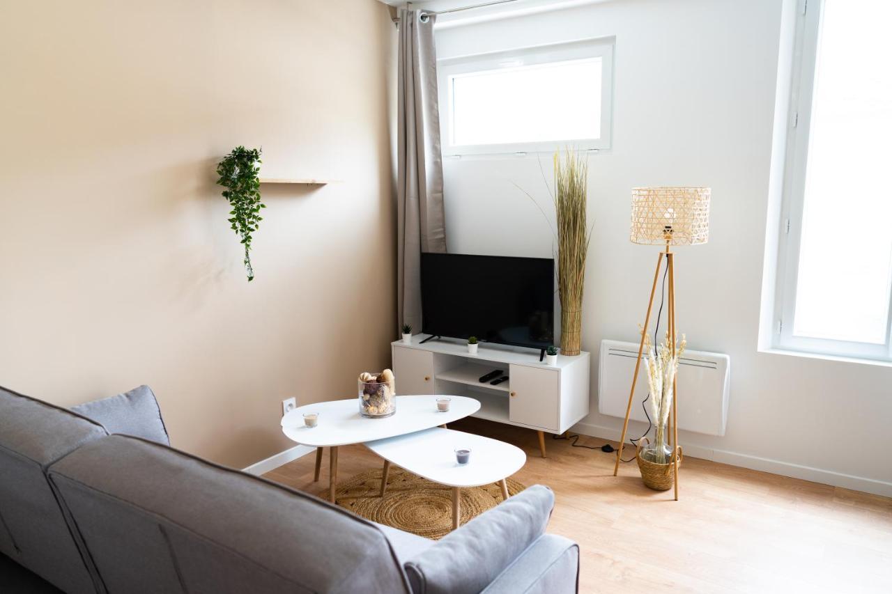 Appartement Confort Avec Parking Prive A Saumur *